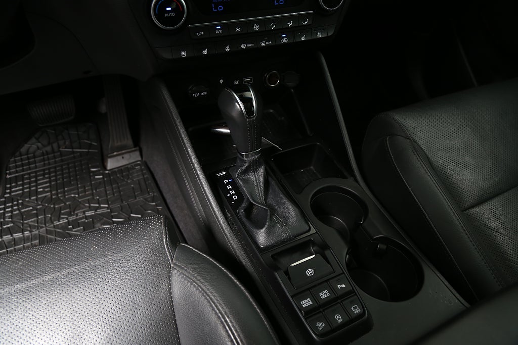 Hyundai Tucson 2,0 CRDi 185hk Premium AWD Pano Skinn KRELL Dragkrok 2019