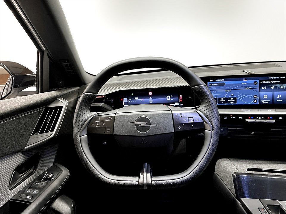 Bild på Opel Grandland X GS Hybrid 145hk Aut B-KAMERA CARPLAY NAVI