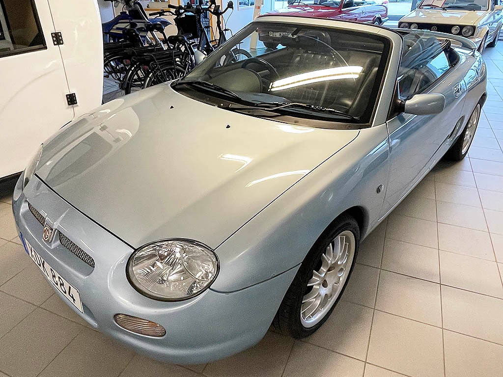 MG F 1.8 MPi 120hk Cab Högerstyrd