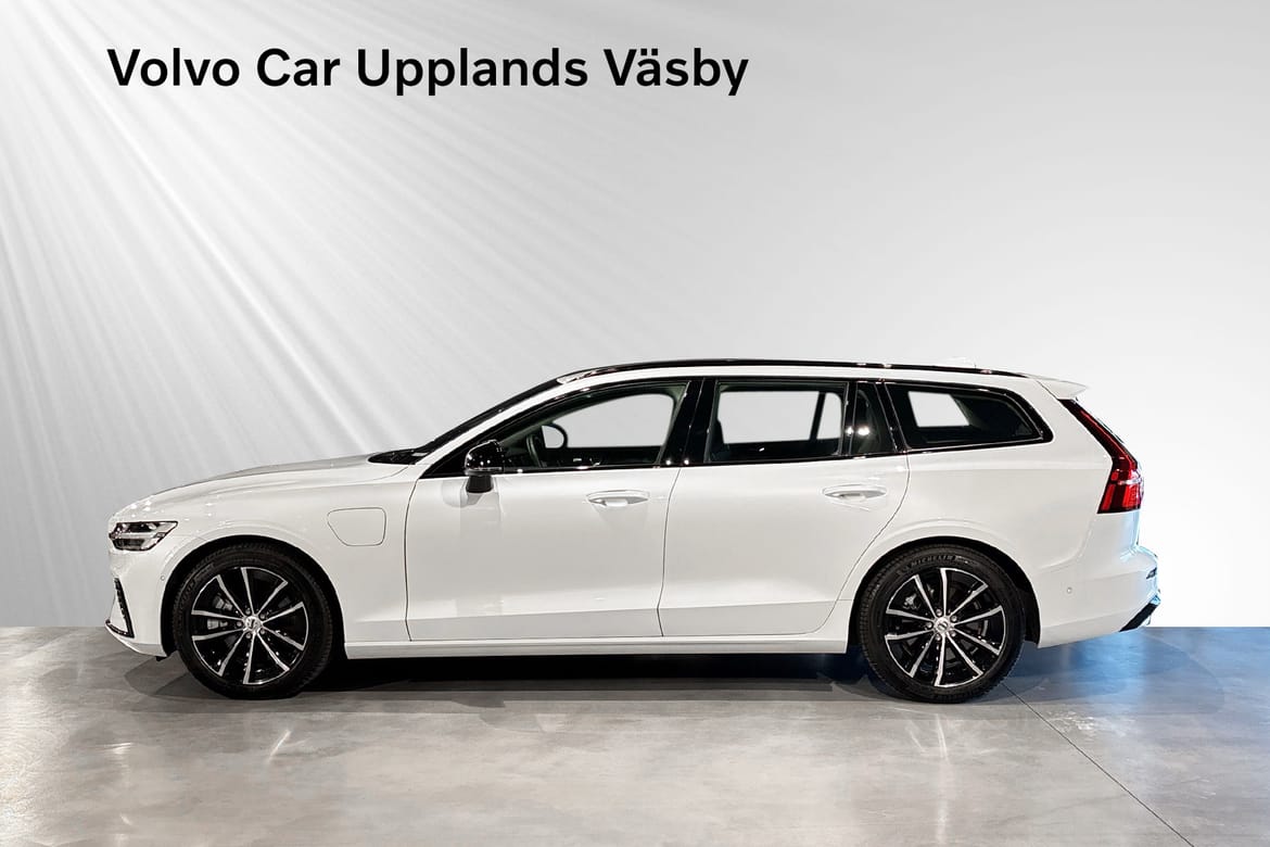 Volvo V60 T6 Plus Dark Nordic Edition 2026, bild 3/50