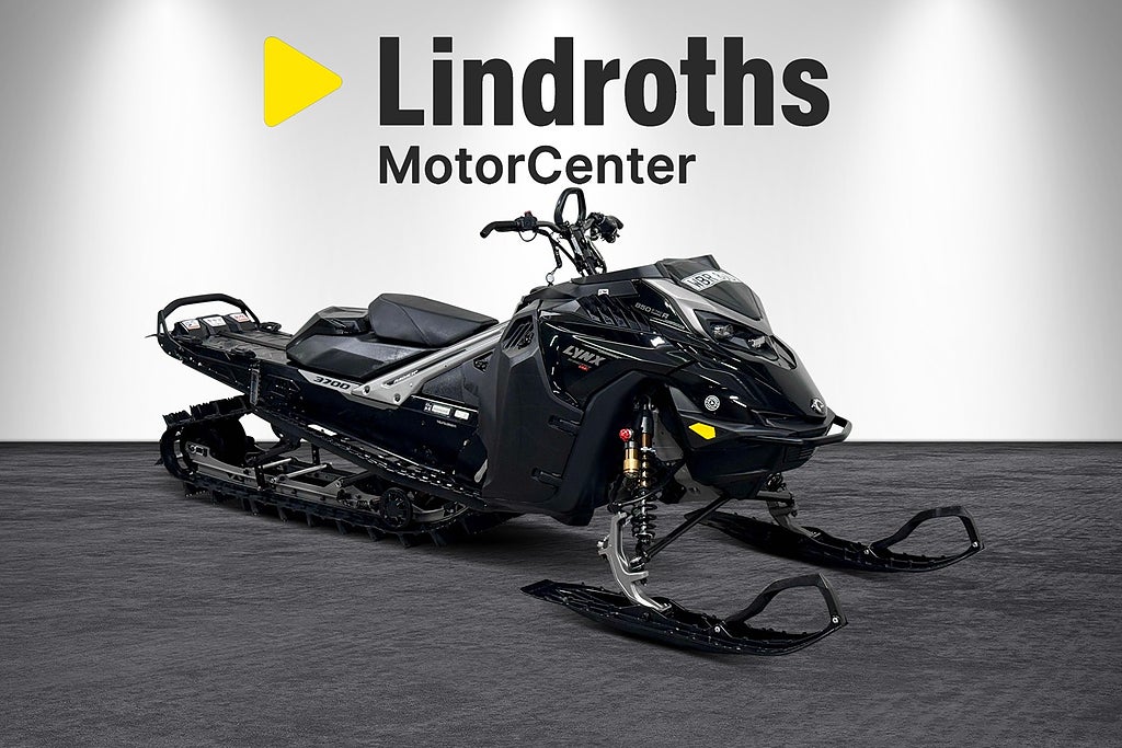 Lynx SHREDDER RE 850 E-TEC TURBO R 3700 HUB BLACK 