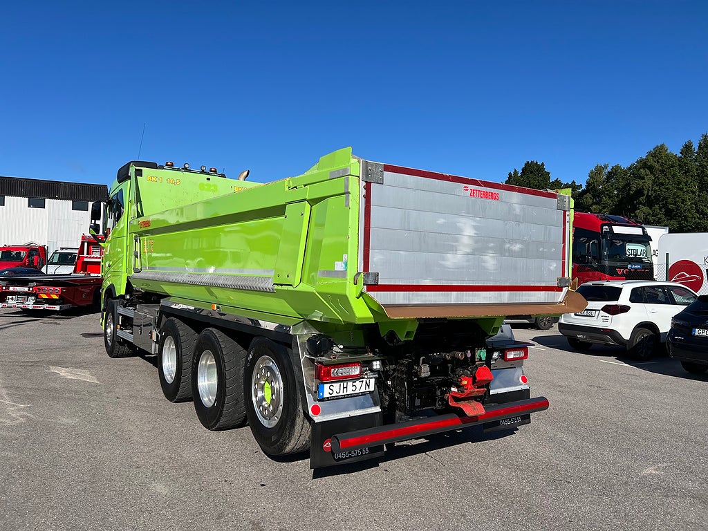 Volvo FH16 550 8x4*4 Tridem Tippbil I-See, Fullutrustad