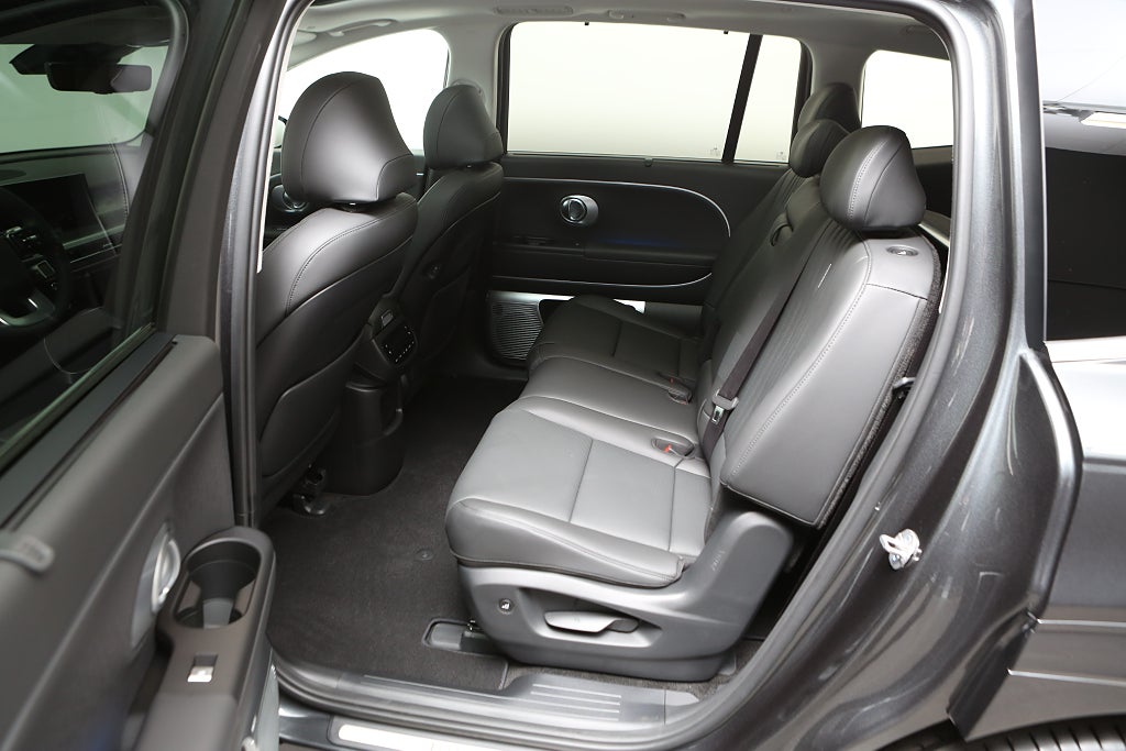 Hyundai IONIQ 9 AWD 110 kWh Callighraphy line | Panorama | 360 kamera 2026