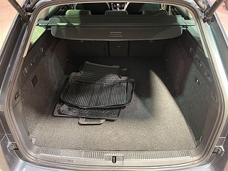 Kombi Skoda Superb 23 av 26
