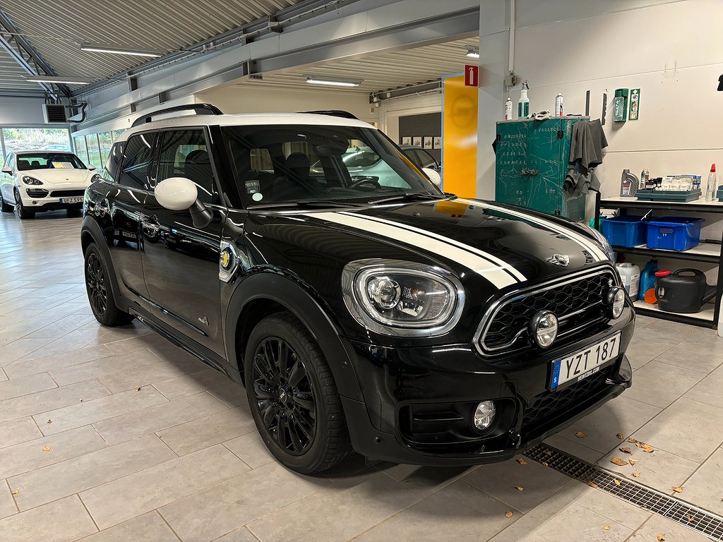 MINI Countryman Cooper SE ALL4 JCW Pepper 224hk Hybrid