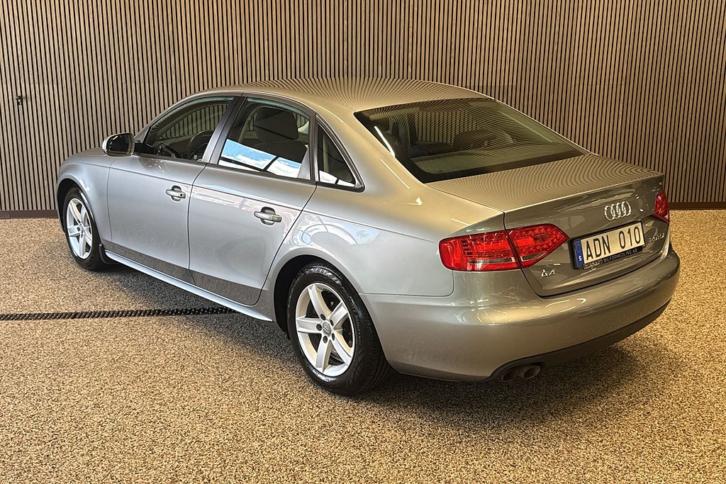 Audi A4 Sedan 2.0 TDI DPF