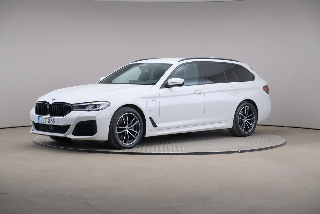 BMW 530e Series 5 Xdrive Touring M-sport Shadow Connected Navi