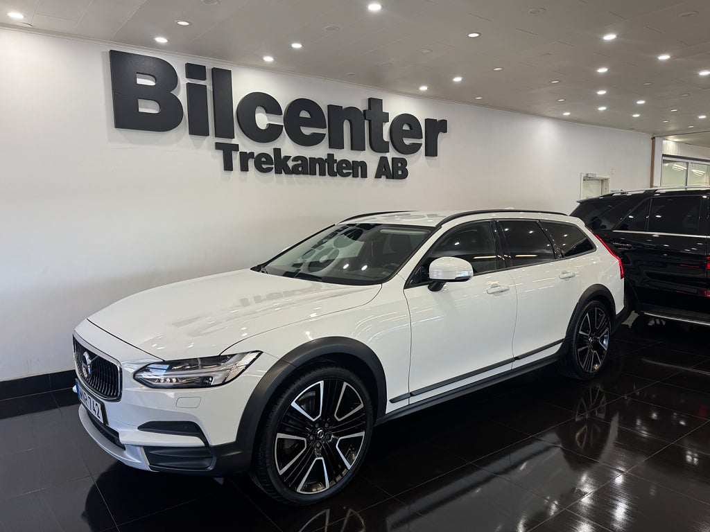 Volvo V90 Cross Country D4 AWD Geartronic Euro 6 Drag Nyservad S&V-Hjul