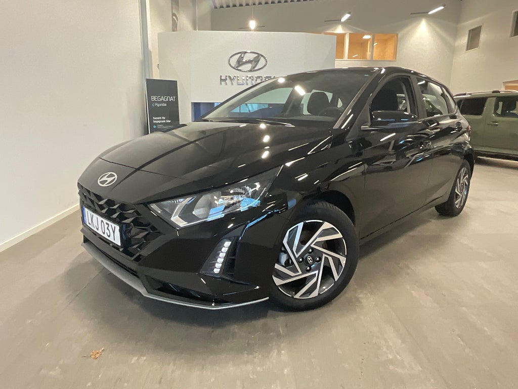 Hyundai i20 1,0T 100hk DCT Essential Rattvärme, Kamera "Demo"