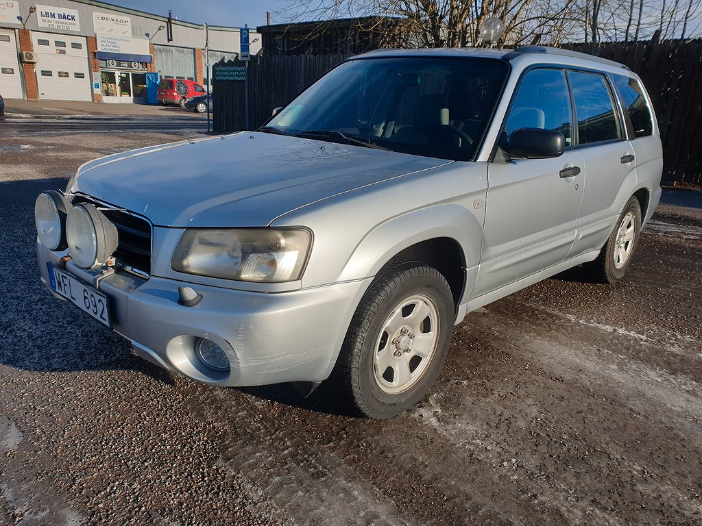 Subaru Forester 2.0 4WD Manual, 125hp, 2005