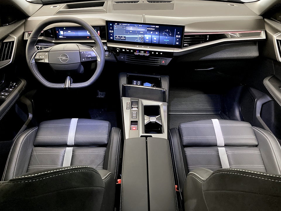 Bild på Opel Grandland ultimate Hybrid 145hk Aut PANO ELSTOL FOCAL