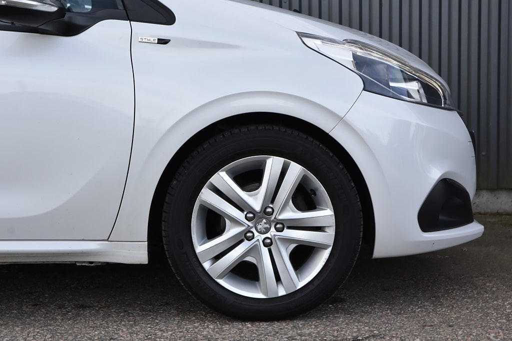 Peugeot 208 2016 - miniatyr 4