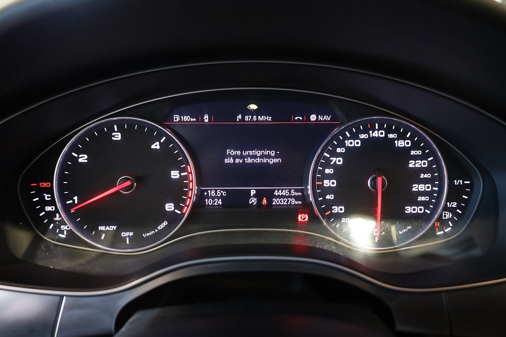 Audi A6 Avant 2.0 TDI ultra S Tronic Navi Drag Blåtand Värmare 2015