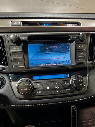 SUV Toyota RAV4 28 av 31