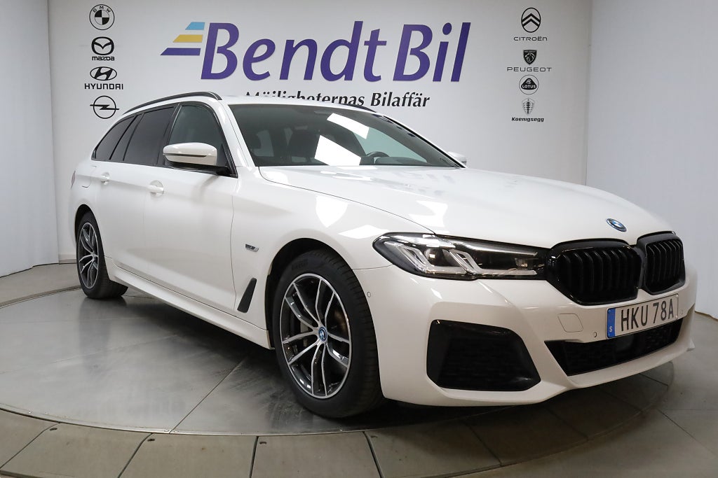 BMW 530e xDrive Touring M Sport | 360°-kamera | Head-Up | HK