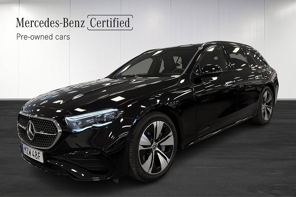 Mercedes-Benz E 300 de 4MATIC AMG Drag Pano Superscreen 360 Carplay