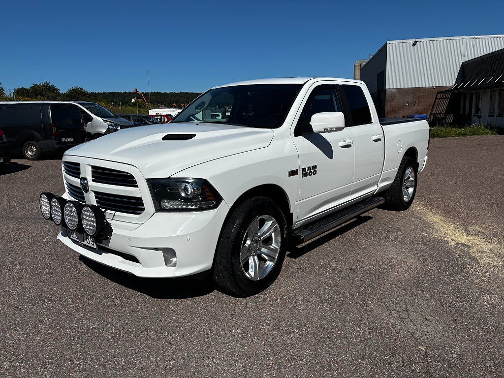 Dodge RAM 1500 Quad Cab 5.7 V8 HEMI 4x4 TorqueFlite