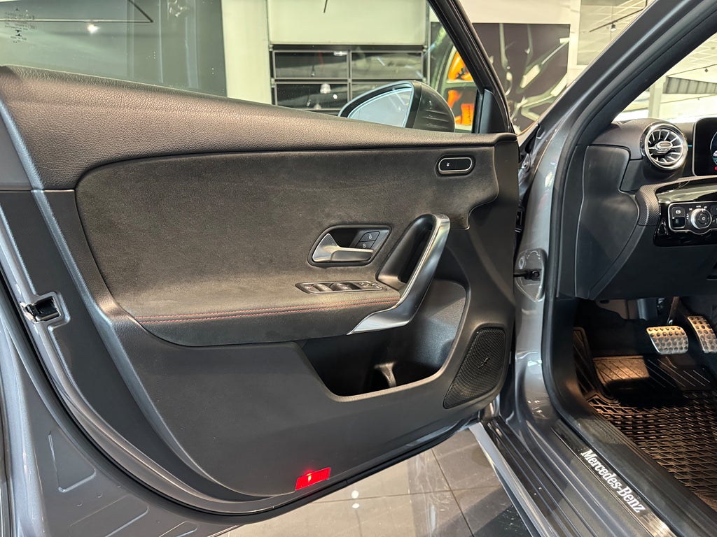 Mercedes-Benz A 200 7G-DCT AMG - bild 8