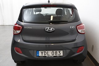 Halvkombi Hyundai i10 7 av 20