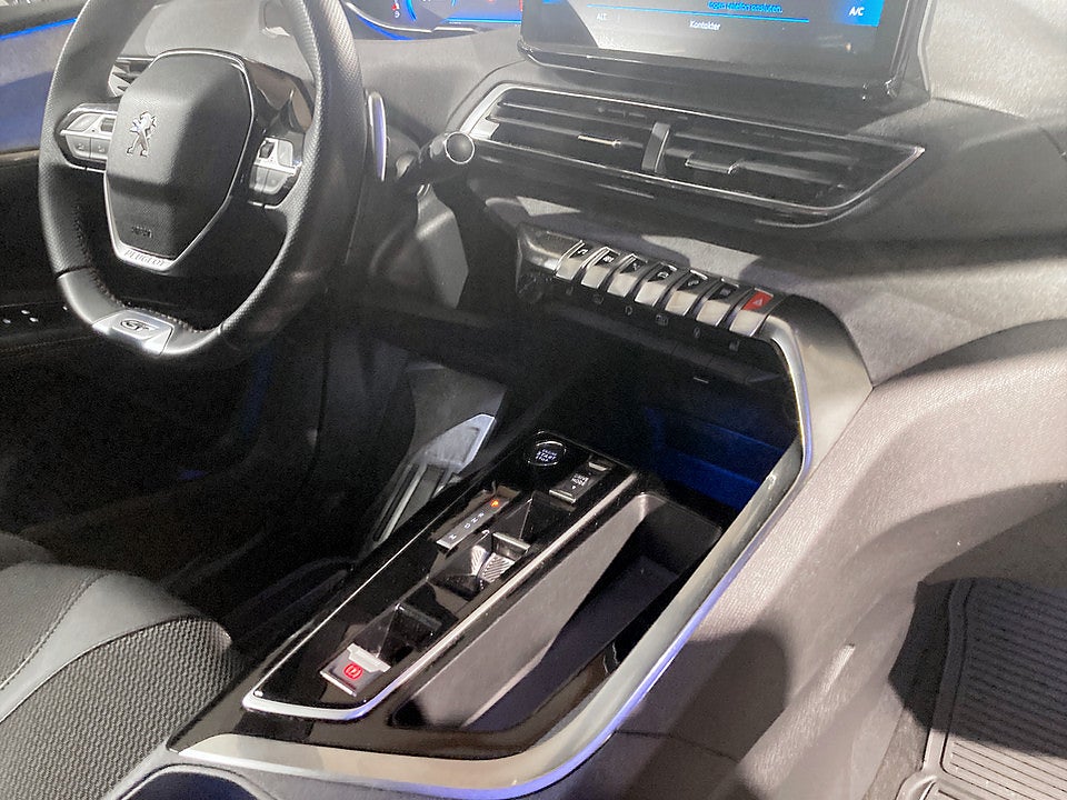 Bild på Peugeot 5008 GT 1.2 PT 130hk Aut KAMPANJ BRÄNSLE INGÅR