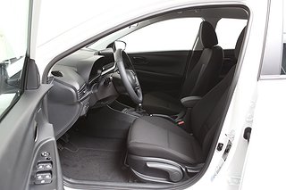 Halvkombi Hyundai i20 5 av 23