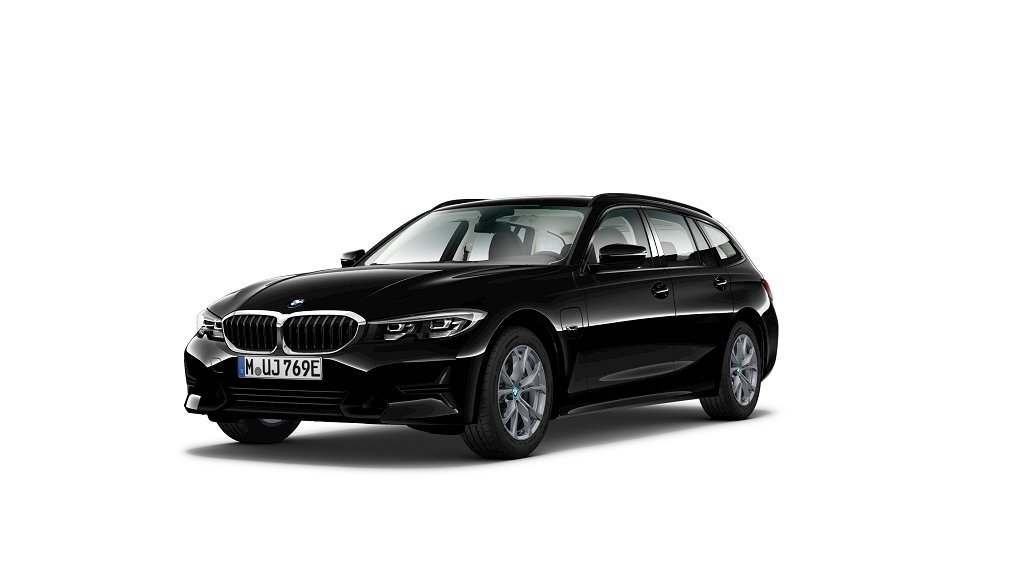 BMW 330e xDrive Touring / Model Sport 