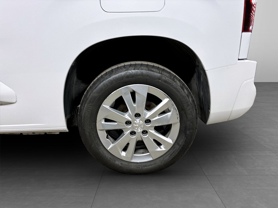 Bild på Peugeot Partner PRO+ L1 BHDi 130 Aut - WEBASTO, DRAG, BACKKAMERA