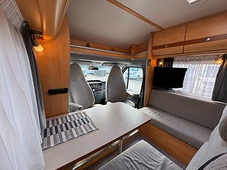 Husbil-halvintegrerad Sunlight T63 16 av 20