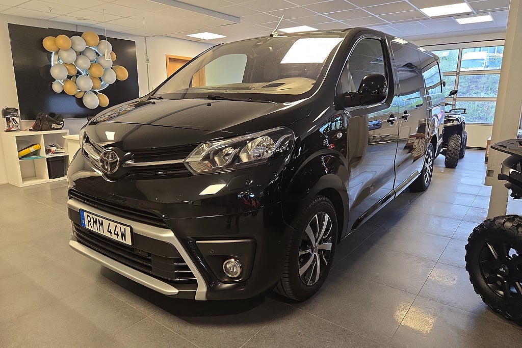Toyota ProAce 2.0 D-4D navi, dubbla sidodörrar, dieselvärmare