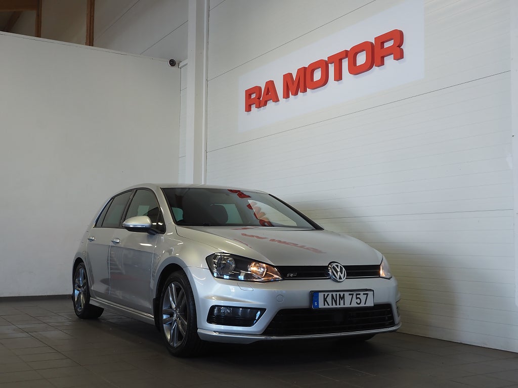 Volkswagen Golf 1.4 TSI 140hk DSG Automat R-Line Dragkrok Kamera 2015