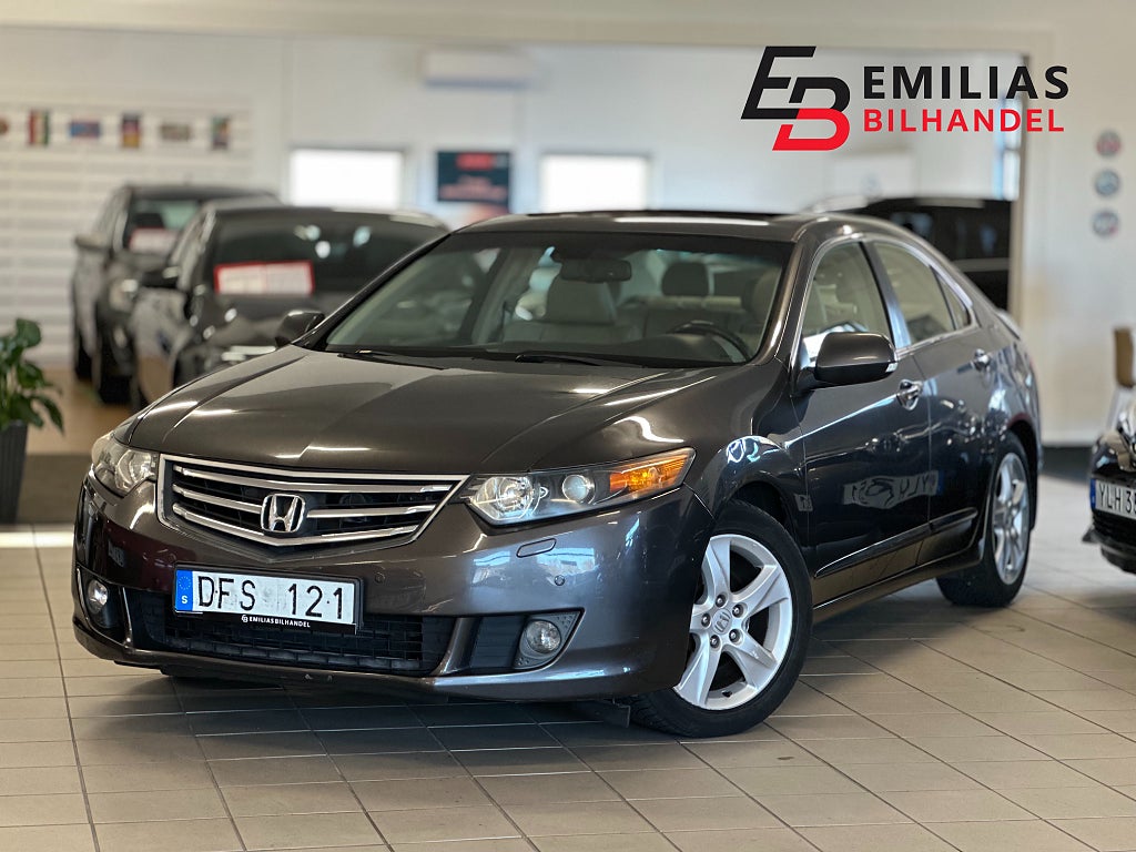 Honda Accord 2.0 i-VTEC Executive Taklucka P-sensorer Skinn 156hk
