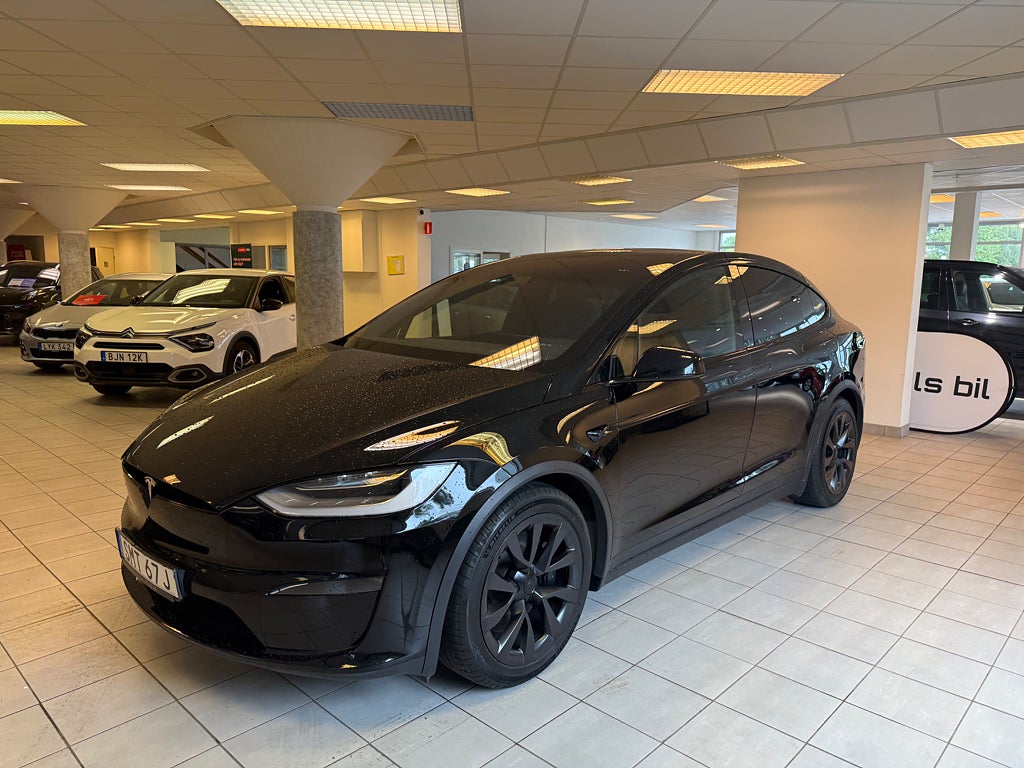 Tesla Model X LONG RANGE - HW4 - YOKE - DRAGKROK All Black Moms 