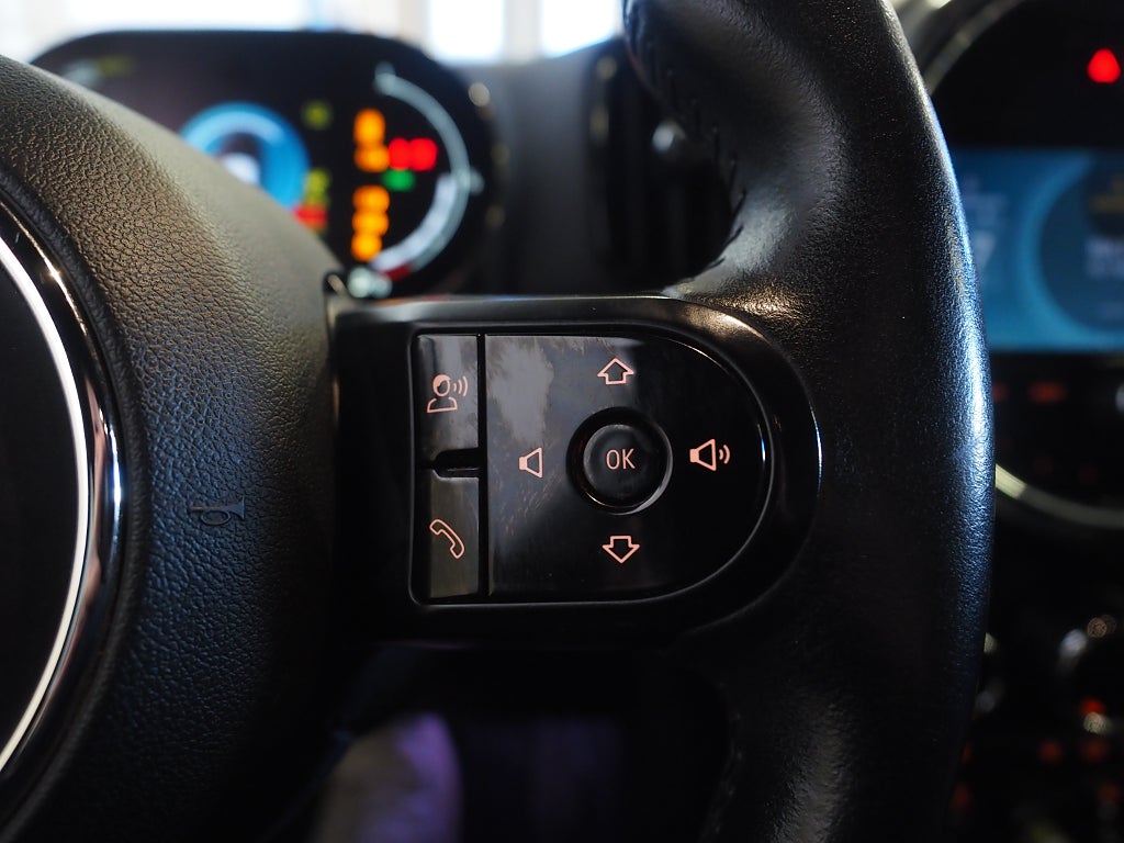 MINI Countryman Cooper SE ALL4 Steptronic Kamera Navi 2022