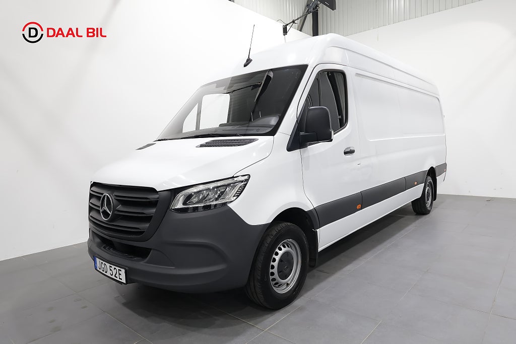 Mercedes-Benz Sprinter 317 CDI 170HK MOMS DRAGKROK BACKKAMERA VÄRMARE LED BT 