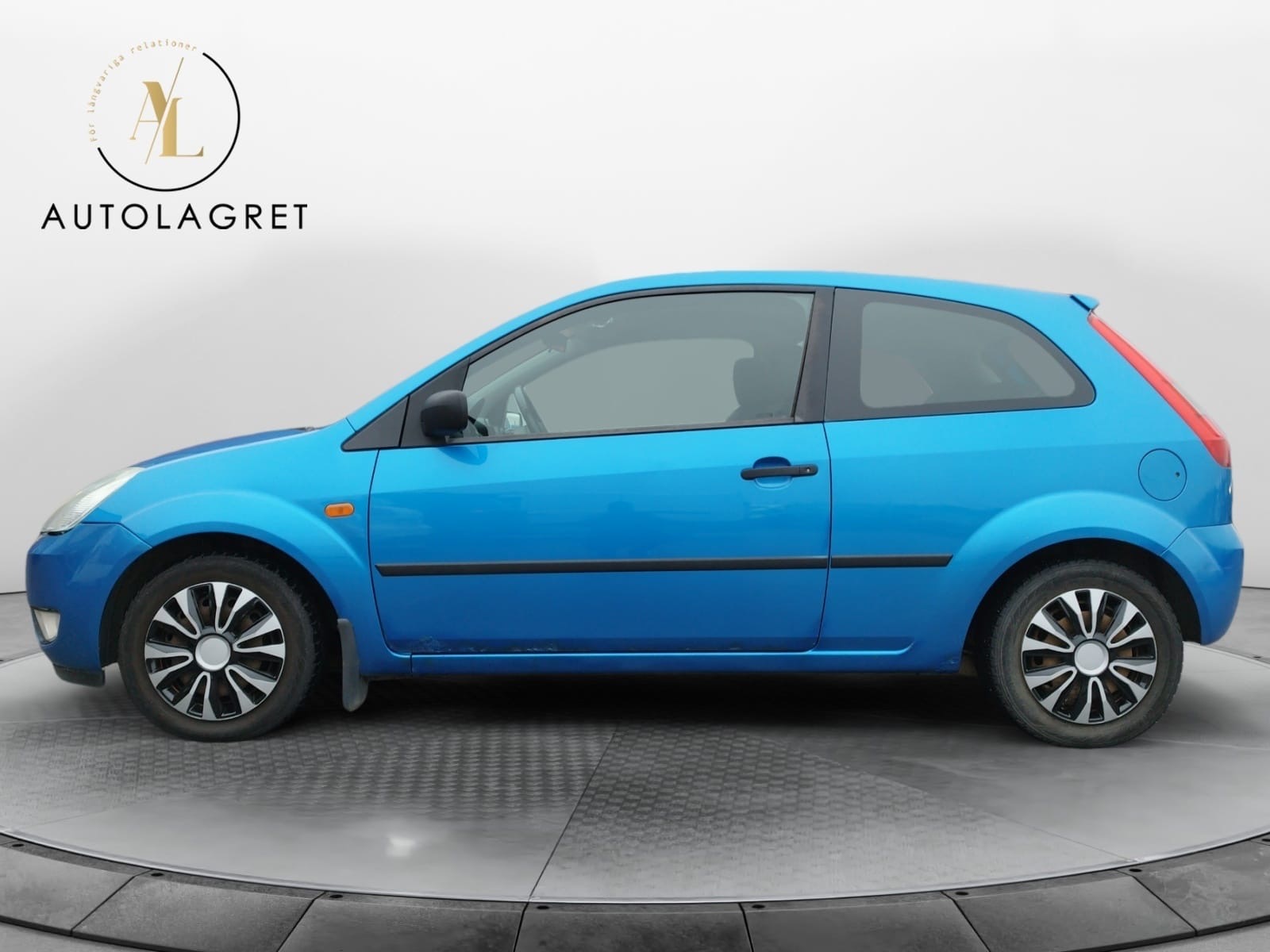 Ford Fiesta 2004, photo 3/43