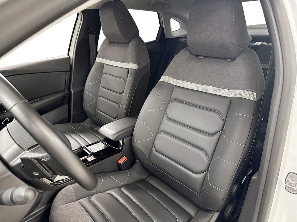 Bild på Citroën C4-X Shine 1.2 PT 130hk Aut KAMPANJRÄNTA 3,99%