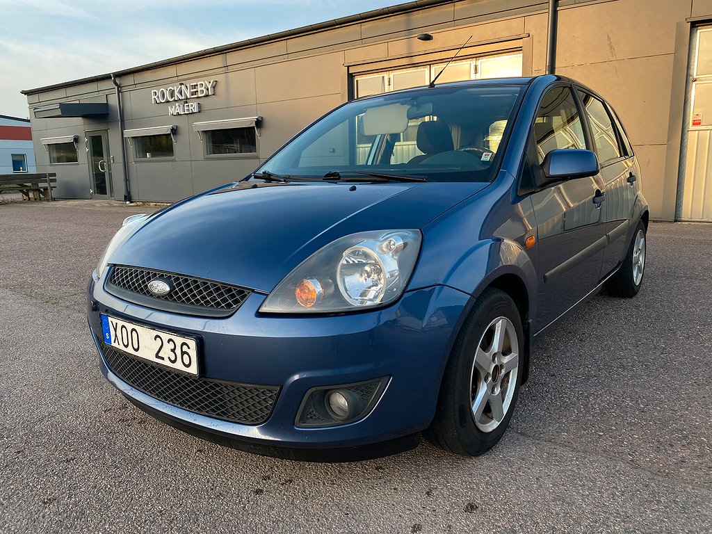 Ford Fiesta 5-dörrar 1.4 Euro 4 | NYBES | NYSERVAD |