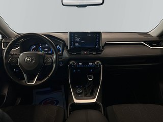Toyota RAV4 Hybrid AWD S&V-hjul Kamera HuD Cockpit AdaptivF