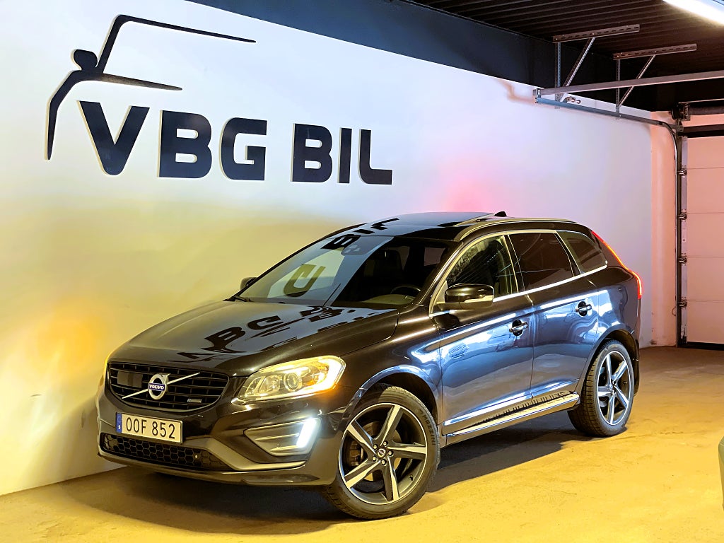 Volvo XC60 D5 AWD Geartronic Black R R-Design Pano Drag Värmare Harman