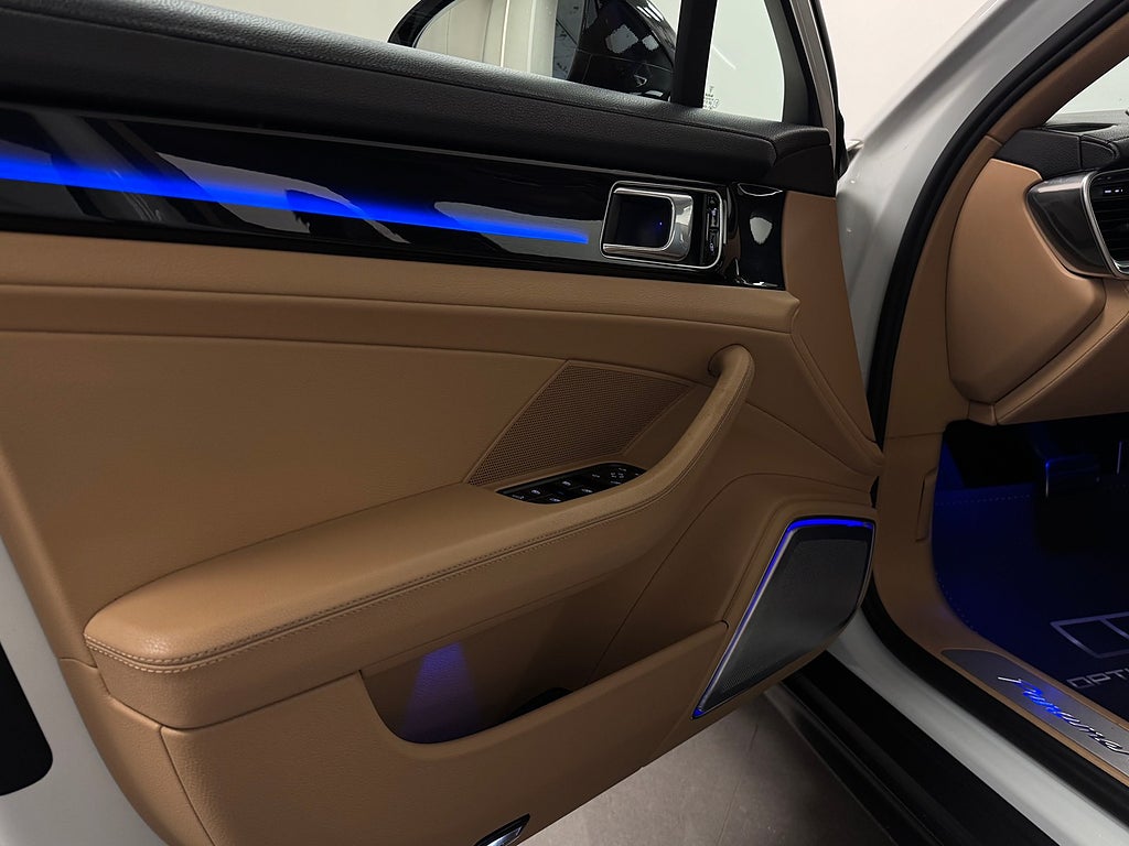 Porsche Panamera 2017 - miniatyr 8
