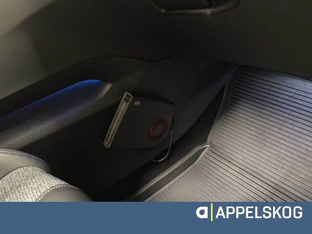 Peugeot 3008 ALLURE 130 AUT |RÄNTA 3,99%|V-HJUL INGÅR| thumbnail