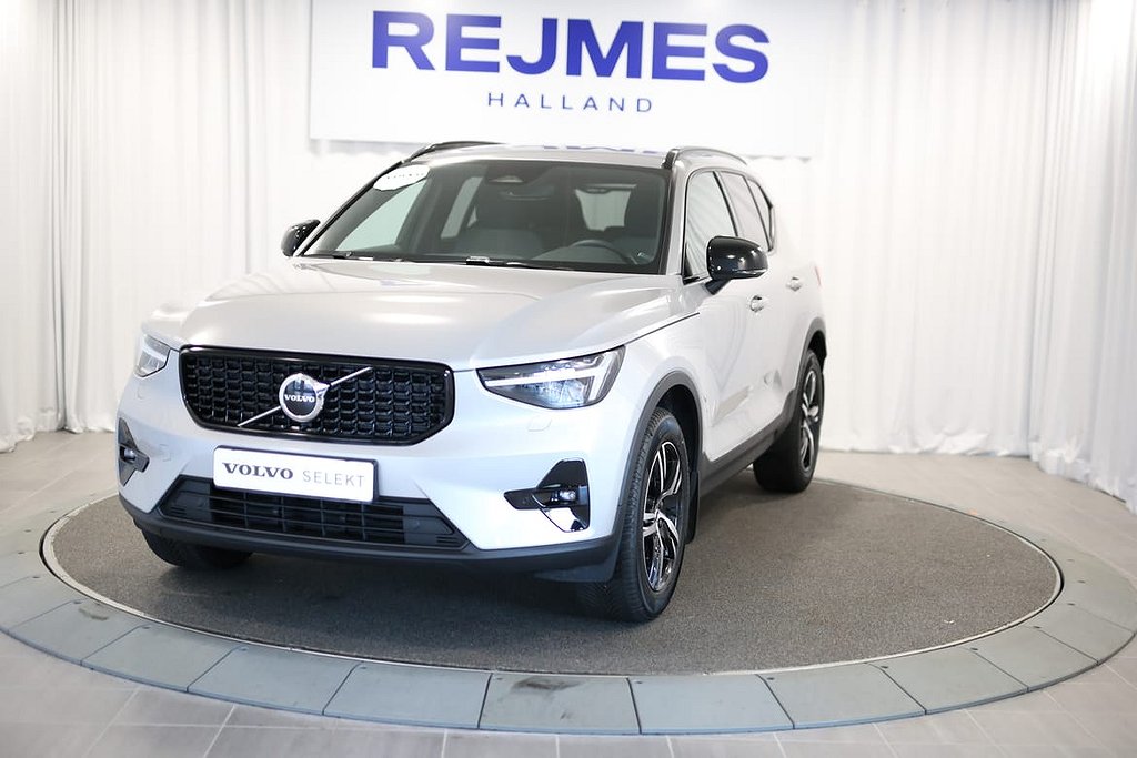 Volvo XC40 B4 FWD Bensin Plus Dark