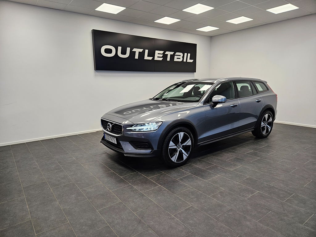 Volvo V60 Cross Country D4 190hk AWD 4x4 Geartronic Momentum PDC Drag