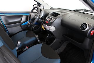 Halvkombi Toyota Aygo 7 av 15