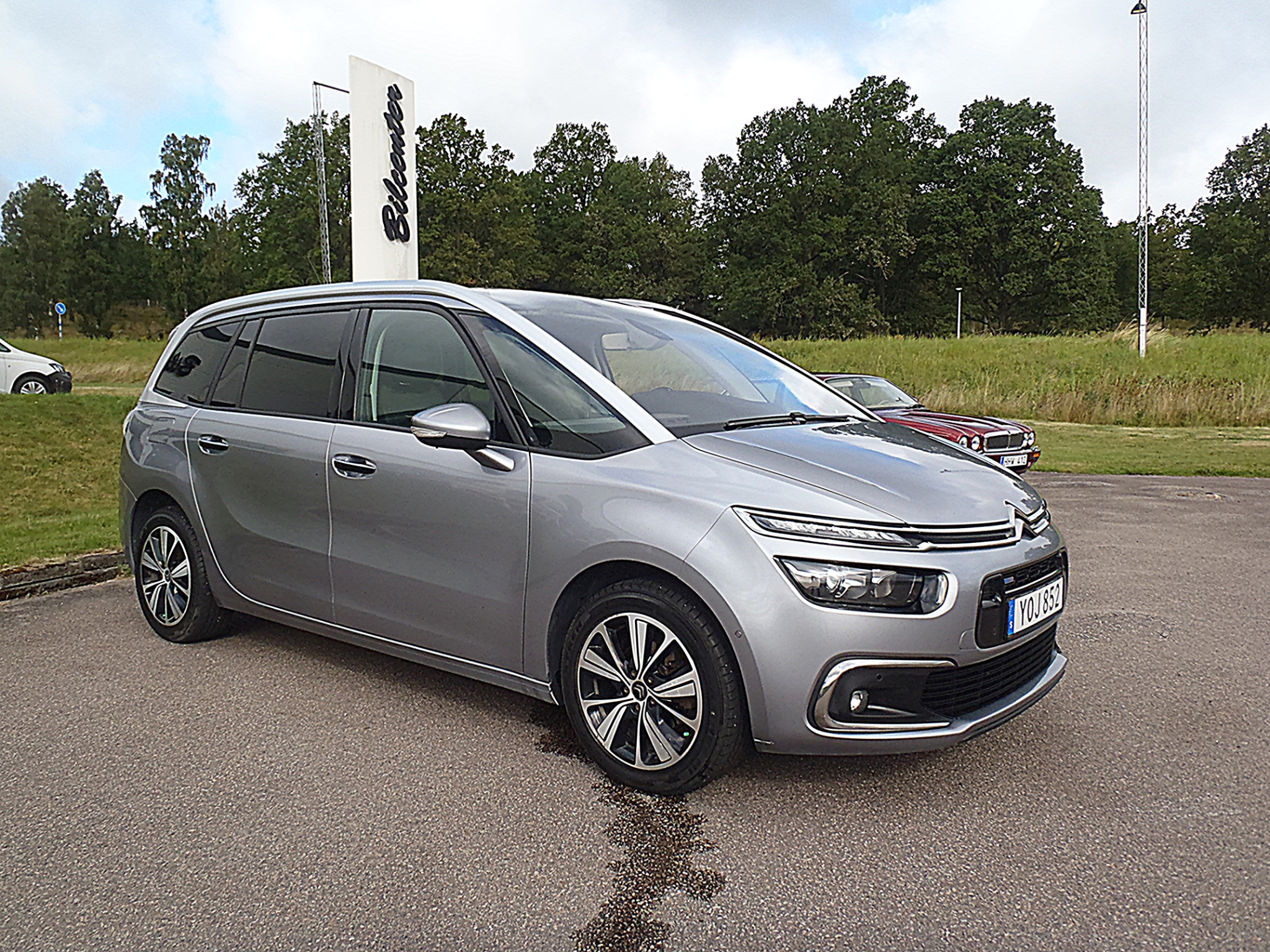 Citroen Grand C4 Picasso 2017, photo 2/10