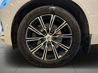 Volvo XC60 D4 AWD Inscription Kamera/Drag/SoV-Däck/Navi/Rattvärme – bild 14