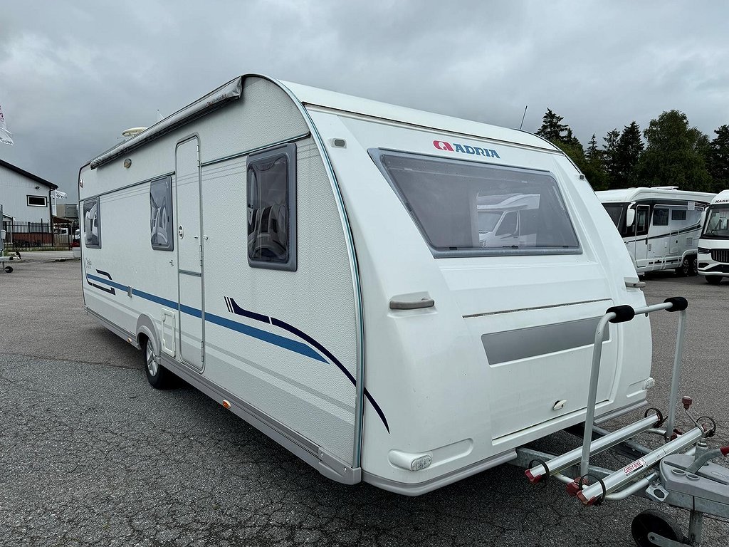 Adria CLASSICA 663 UK Barnkammare