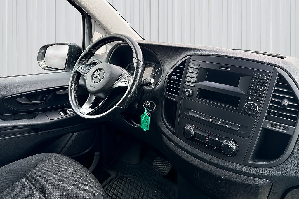 Mercedes-Benz Vito 2020 - miniatyr 10