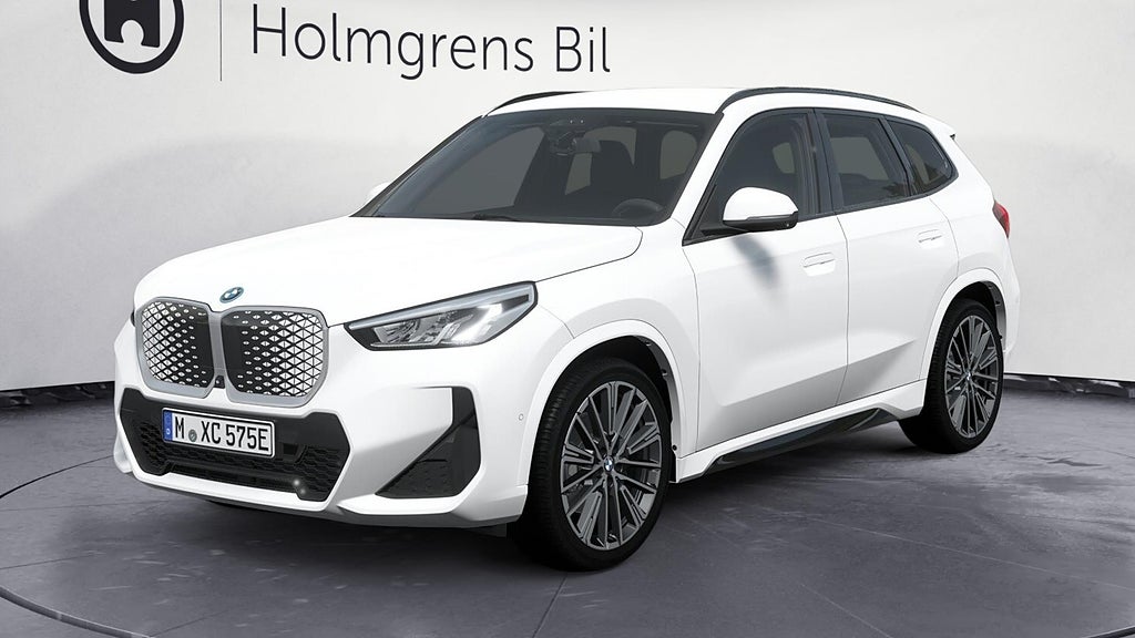 BMW iX1 eDrive20 Edrive20 M Sport Active Ed Drag DA | Ränta 2,95%