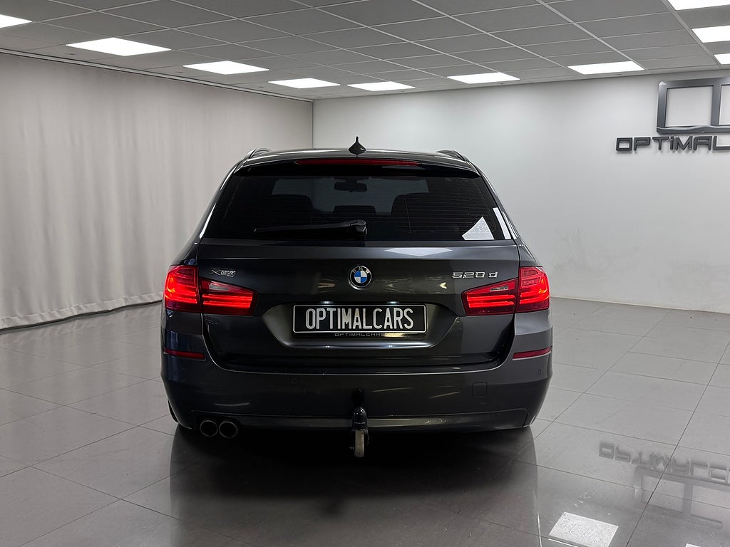 BMW 520 D xDrive Touring Läder Drag Rattvärme PDC Svensksåld bild 8
